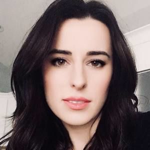 Meet your Posher, Magdalena